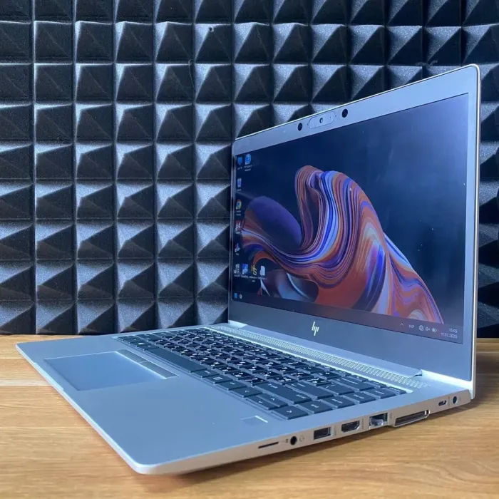 Ультрабук HP EliteBook 745 G6 / 14" (1920x1080) TN Touch / AMD Ryzen 5 Pro 3500U (4 (8) ядра по 2.1 - 3.7 GHz) / 16 GB DDR4 / 256 GB SSD / AMD Radeon RX Vega 8 Graphics / WebCam / HDMI б/в - зображення 4