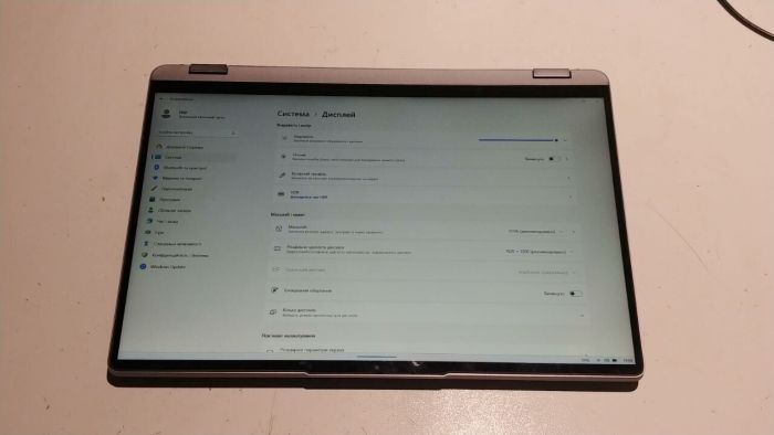 Ультрабук Б-клас Lenovo IdeaPad Flex 5 16ABR8 / 16" (1920x1200) IPS Touch / AMD Ryzen 7 7730U (8 (16) ядер по 2.0 - 4.5 GHz) / 16 GB DDR4 / 256 GB SSD / AMD Radeon Vega Graphics / WebCam / Win 11 б/в - зображення 15