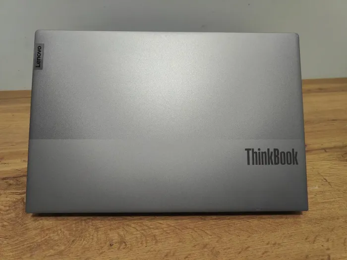 Ультрабук Lenovo ThinkBook 14 G2 / 14" (1920x1080) IPS / Intel Core i5-1135G7 (4 (8) ядра по 2.4 - 4.2 GHz) / 8 GB DDR4 / 256 GB SSD / Intel Iris Xe Graphics / WebCam / Windows 11 Pro б/в - зображення 2