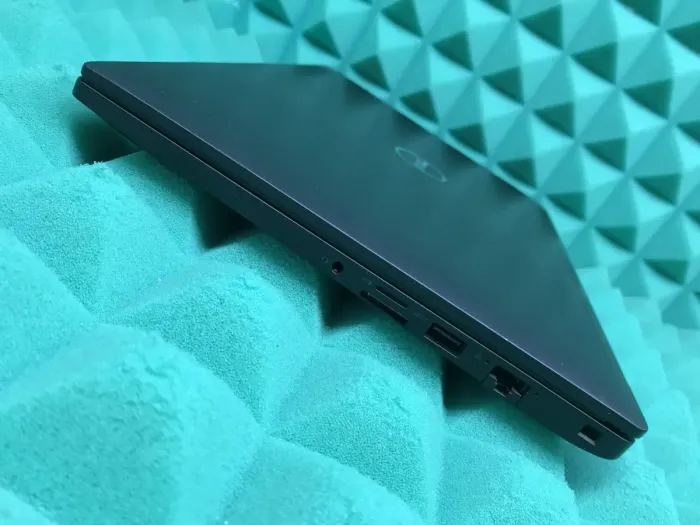 Ультрабук Dell Latitude 7480 / 14" TN / Core i5-6300U (2(4) ядра по 2.4-3GHz) / 8GB DDR4 / 128GB SSD / HD Graphics 520 / WebCam / Fingerprint / HDMI б/в - зображення 8