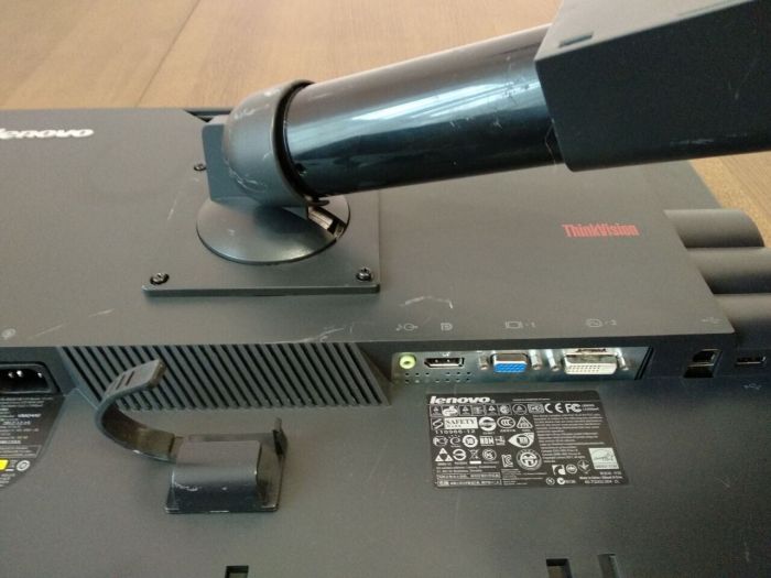 Монітор Lenovo ThinkVision LT2452pwC / 24" (1920x1200) E-IPS / VGA, DVI, DisplayPort, USB / VESA 100x100 б/в - зображення 11