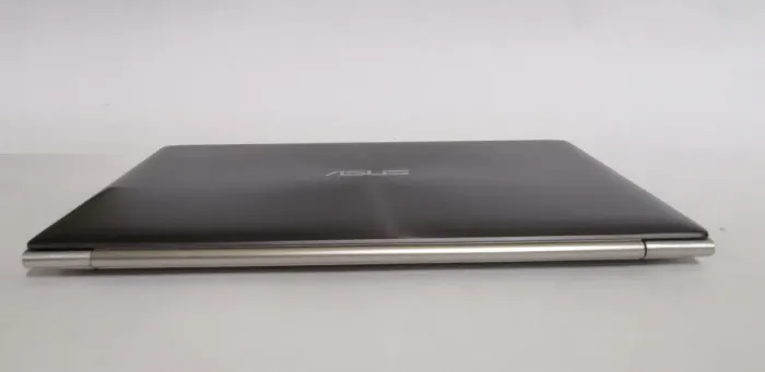 Ультрабук Asus ZenBook UX31LA / 13.3'' (1600x900) TN / Intel Core i5-4200U (2 (4) ядра по 1.6 - 2.6 GHz) / 4 GB DDR3 / 128 GB SSD / Intel HD Graphics 4400 / WebCam / micro HDMI / Win 10 Pro б/в - зображення 10