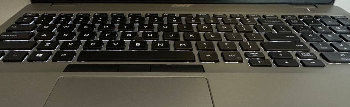 Ноутбук Б-клас Dell Latitude 5511 / 15.6" (1920x1080) IPS / Intel Core i7-10850H (6 (12) ядер по 2.7 - 5.1 GHz) / 16 GB DDR4 / 256 GB SSD / Intel UHD Graphics / WebCam / Win 11 Pro б/в - зображення 9