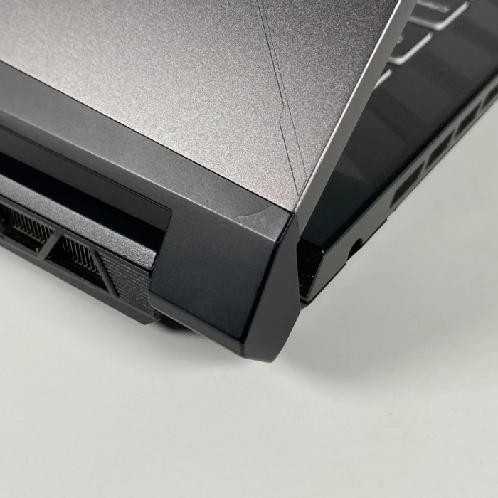 Ігровий ноутбук Б-класу MSI Pulse GL66-11UCK / 15,6" (1920x1080) IPS / Intel Core i7-11800H (8 (16) ядер по 2,3 - 4,6 ГГц) / 16 ГБ DDR4 / 512 ГБ SSD / nVidia GeForce RTX 3050, 4 ГБ GDDR6, 128-біт / Веб-камера / HDMI б/в - изображение 3