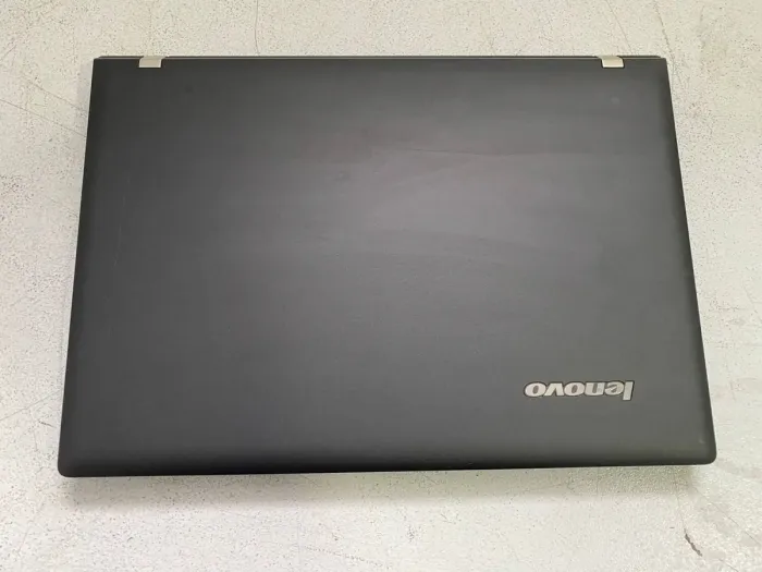 Ноутбук Б-клас Lenovo E31-80 / 13.3" (1366x768) TN / Intel Core i5-6200U (2 (4) ядра по 2.3 - 2.8 GHz) / 8 GB DDR3 / 128 GB SSD / Intel HD Graphics 520 / WebCam б/в - зображення 7