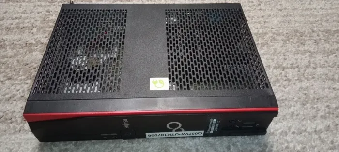 Неттоп Fujitsu FUTRO S720 USFF / AMD GX-217GA (2 ядра по 1.65 GHz) / 4 GB DDR3 / 30 GB SSD / AMD Radeon HD 8280E / Win 7 + Wi-Fi б/в - зображення 2