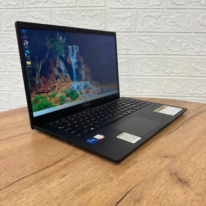 Ультрабук Asus Vivobook F1500EA / 15.6" (1920x1080) TN / Intel Core i5-1135G7 (4 (8) ядра по 2.4 - 4.2 GHz) / 8 GB DDR4 / 256 GB SSD NVMe / Intel Iris Xe Graphics / WebCam б/в - зображення 4