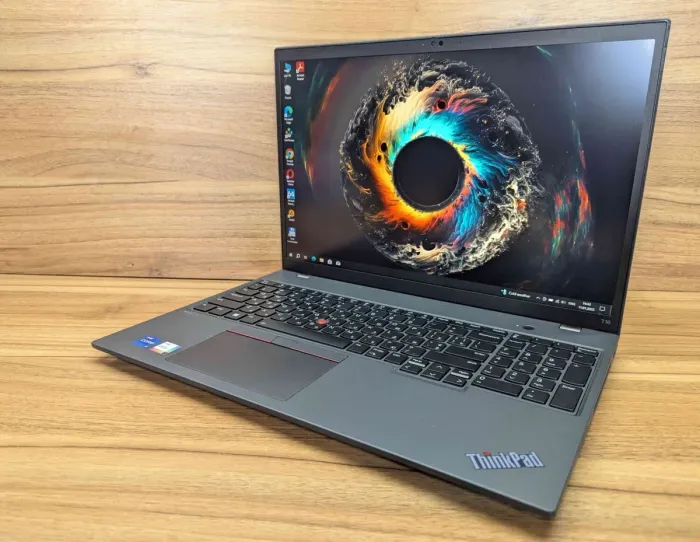 Ультрабук Lenovo ThinkPad T16 Gen1 / 16" (1920x1080) IPS / Intel Core i7-1260P (12 (16) ядер по 3.4 - 4.7 GHz) / 24 GB DDR4 / 512 GB SSD / Intel Iris Xe Graphics / WebCam / Windows 10 б/в - зображення 5