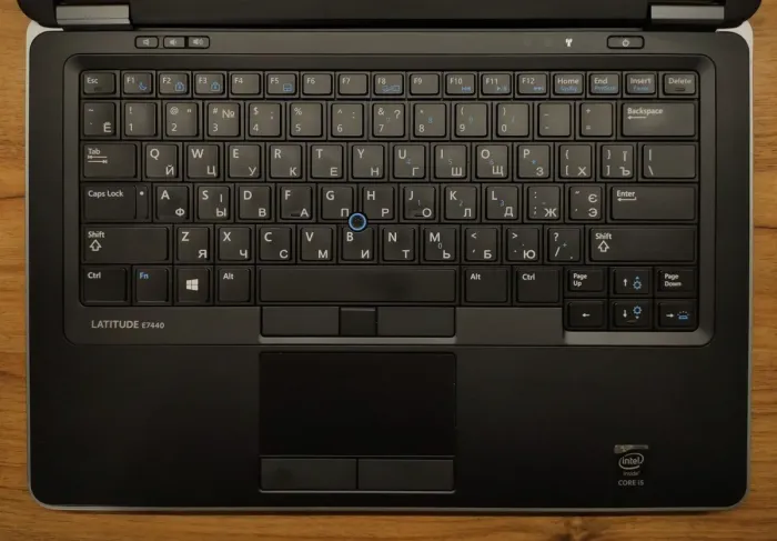 Ультрабук Dell Latitude E7440 / 14" (1366x768) TN / Intel Core i5-4310U (2 (4) ядра по 2.0 - 3.0 GHz) / 8 GB DDR3 / 256 GB SSD / Intel HD Graphics 4400 / WebCam / Windows 10 б/в - зображення 3