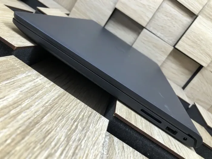 Ноутбук Б-клас Dell Inspiron 15 3511 / 15.6" (1920x1080) IPS Touch / Intel Core i5-1135G7 (4 (8) ядра по 4.2 GHz) / 8 GB DDR4 / 250 GB SSD / Intel UHD Graphics / WebCam / Windows 10 б/в - зображення 7