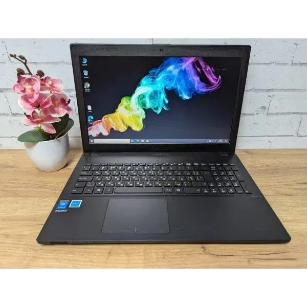 Ноутбук Asus P2520L / 15.6" (1366x768) TN / Intel Core i3-4005U (2 (4) ядра по 1.7 GHz) / 8 GB DDR3 / 128 GB SSD / Intel HD Graphics 4400 / WebCam б/в - зображення 2