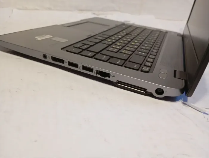 Ноутбук Б-клас HP EliteBook 840 G1 / 14" (1600x900) TN / Intel Core i5-4300U (2 (4) ядра по 1.9 - 2.9 GHz) / 8 GB DDR3 / 180 GB SSD / Intel HD Graphics 4400 / WebCam / Win 10 Pro б/в - зображення 5