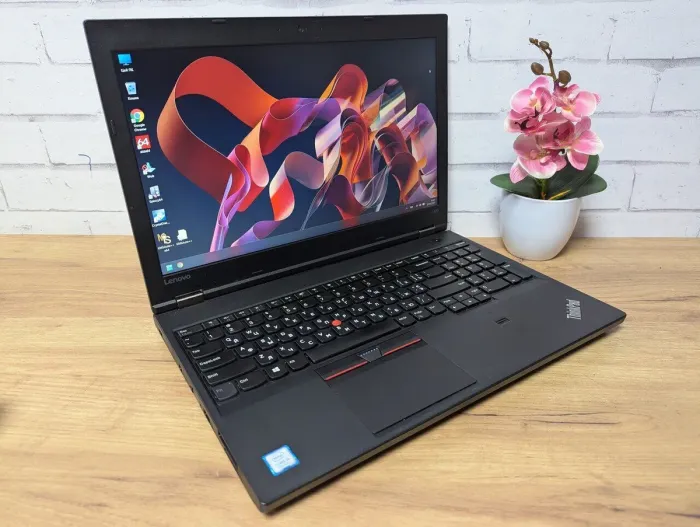 Ноутбук Б-клас Lenovo ThinkPad L570 / 15.6" (1920x1080) TN / Intel Core i5-7200U (2 (4) ядра по 2.5 - 3.1 GHz) / 8 GB DDR4 / 128 GB SSD / Intel HD Graphics 620 / WebCam б/в - зображення 3
