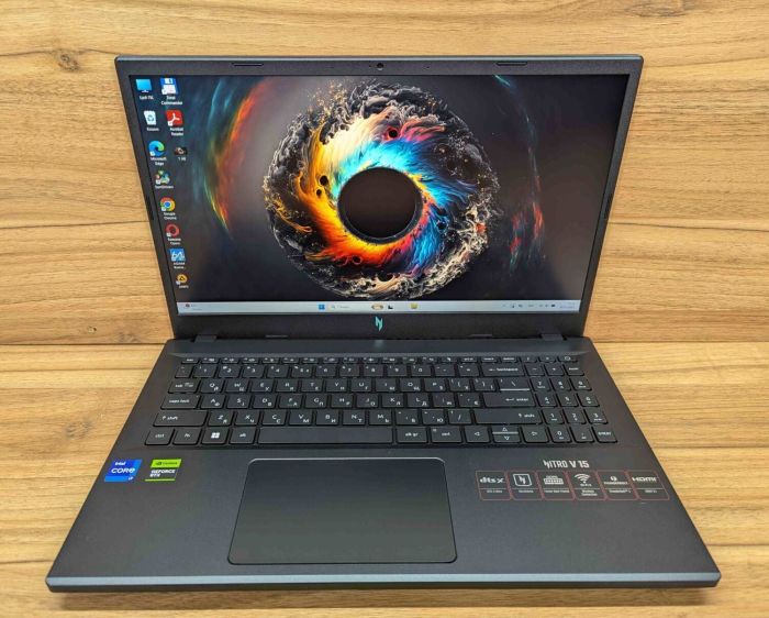 Ігровий ноутбук Acer Nitro V15 ANV15-51 / 15.6" (1920x1080) IPS / Intel Core i7-13620H (10 (16) ядер по 3,6 - 4,9 ГГц) / 16 ГБ DDR5 / 1000 ГБ SSD / nVidia GeForce RTX 4060, 8 ГБ GDDR6, 128-bit / WebCam / Windows 11 б/в - зображення 2