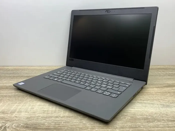 Ноутбук Б-клас Lenovo V130-14IKB / 14" (1920x1080) TN / Intel Core i3-7020U (2 (4) ядра по 2.3 GHz) / 8 GB DDR4 / 120 GB SSD / Intel HD Graphics 620 / WebCam б/в - зображення 3