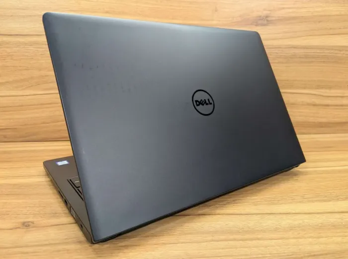 Ноутбук Dell Latitude 3570 / 15.6" (1366x768) TN / Intel Core i3-6100U (2 (4) ядра по 2.3 GHz) / 8 GB DDR3 / 240 GB SSD / Intel HD Graphics 520 / WebCam / Windows 10 б/в - зображення 6