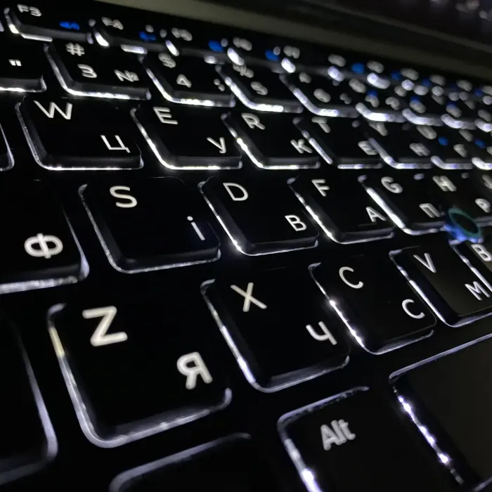 Ультрабук Dell Latitude 7480 / 14" (1920x1080) IPS / Intel Core i7-7600U (2 (4) ядра по 2.8 - 3.9 GHz) / 16 GB DDR4 / 256 GB SSD / Intel HD Graphics 620 / TouchID / WebCam б/в - зображення 6