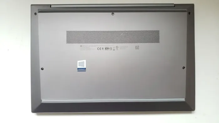 Ультрабук Б-клас HP ZBook Firefly 14 G8 / 14" (1920x1080) IPS / Intel Core i7-1185G7 (4 (8) ядра по 1.2 - 4.8 GHz) / 16 GB DDR4 / 512 GB SSD / Intel Iris Xe Graphics / WebCam б/в - зображення 8