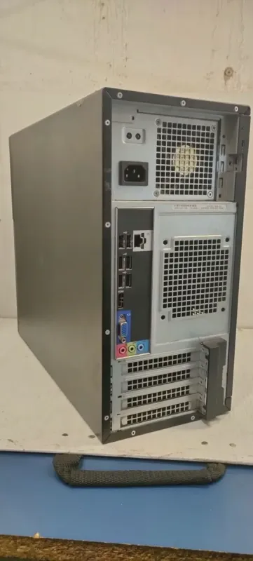 ПК Dell OptiPlex 390 Tower / Intel Core i5-2500 (4 ядра по 3.3 - 3.7 GHz) / 8 GB DDR3 / 320 GB HDD / Intel HD Graphics 2000 / DVD-ROM б/в - зображення 3