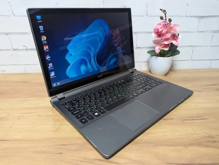 Ноутбук Б-клас Acer Aspire V5 ZRQ / 15.6" (1366x768) TN Touch / Intel Core i5-4200U (2 (4) ядра по 1.6 - 2.6 GHz) / 8 GB DDR3 / 128 GB SSD / nVidia GeForce GT 750M, 4 GB GDDR5, 128-bit / WebCam б/в - зображення 5