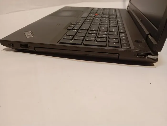 Ноутбук Б-клас Lenovo ThinkPad L540 / 15.6" (1366x768) TN / Core i5-4200M (2 (4) ядра по 2.5 - 3.1 GHz) / 8 GB DDR3 / 240 GB SSD / Intel HD Graphics 4600 / WebCam б/в - зображення 5