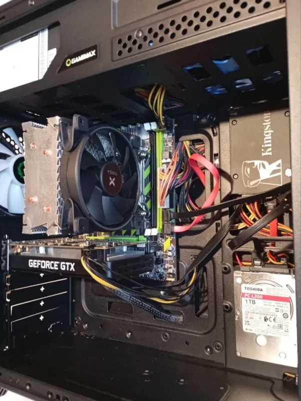 Ігровий ПК GameMax G561-FRGB Black Tower / Intel Xeon E5-2650 v2 (8 (16) ядер по 2.6 - 3.4 GHz) / 20 GB DDR3 / 480 GB SSD + 1000 GB HDD / nVidia GeForce GTX 1650, 4 GB GDDR6, 128-bit / 600W б/в - зображення 7