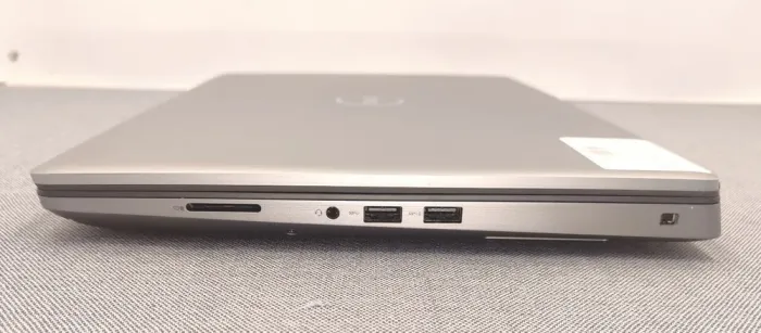 Мобільна робоча станція Dell Precision 7560 / 15.6" (1920x1080) IPS / Intel Core i7-11850H (8 (16) ядер по 2.5 - 4.8 GHz) / 32 GB DDR4 / 1000 GB SSD M.2 / nVidia Quadro T1200, 4 GB GDDR6, 128-bit / WebCam б/в - зображення 5