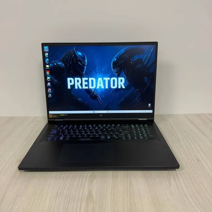 Ігровий ноутбук Acer Predator Helios 18 PH18-71 / 18" (1920x1200) IPS / Intel Core i7-13700HX (16 (24) ядер по 3.7 - 5.0 GHz) / 16 GB DDR5 / 1000 GB SSD NVMe / nVidia GeForce RTX 4060, 8 GB GDDR6, 128-bit / WebCam б/в - зображення 2
