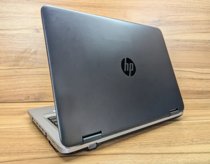 Ноутбук Б-клас HP ProBook 640 G2 / 14" (1366x768) TN / Intel Core i5-6300U (2 (4) ядра по 2.4 - 3.0 GHz) / 8 GB DDR4 / 256 GB SSD / Intel HD Graphics 520 / WebCam / Fingerprint / Windows 10 б/в - зображення 8