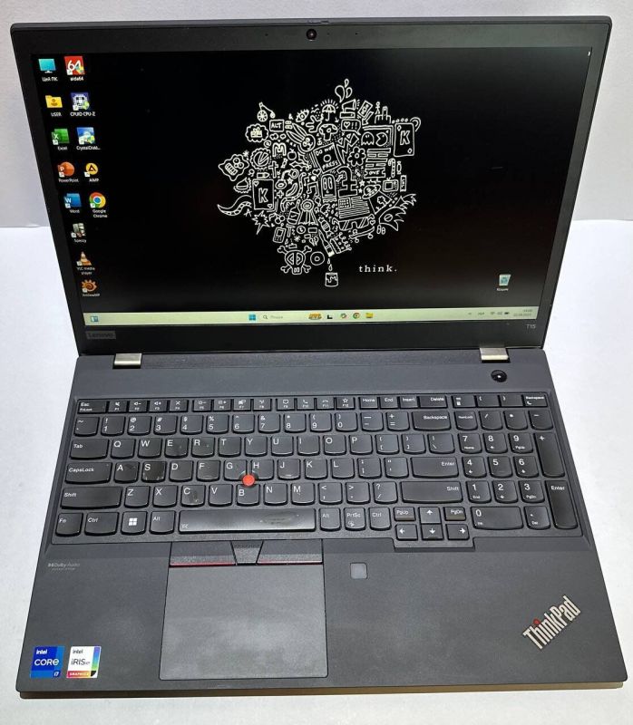 Ультрабук Lenovo ThinkPad T15 Gen 2 / 15.6" (1920x1080) IPS / Intel Core i7-1165G7 (4 (8) ядра по 2.8 - 4.7 GHz) / 16 GB DDR4 / 256 GB SSD / Intel Iris Xe Graphics / WebCam / Win 11 Pro б/в - зображення 2