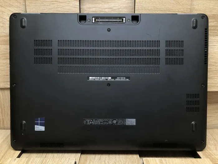 Ультрабук Dell Latitude E7470 / 14" (1920x1080) IPS / Intel Core i5-6300U (2 (4) ядра по 2.4 - 3.0 GHz) / 8 GB DDR4 / 256 GB SSD M.2 / Intel HD Graphics 520 / WebCam б/в - зображення 9