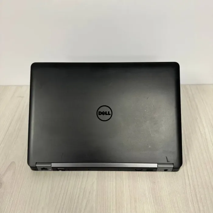 Ультрабук Б-клас Dell Latitude E5470 / 14" (1920x1080) IPS Touch / Intel Core i5-6200U (2 (4) ядра по 2.3 - 2.8 GHz) / 8 GB DDR4 / 128 GB SSD M.2 / Intel HD Graphics 520 / WebCam б/в - зображення 3