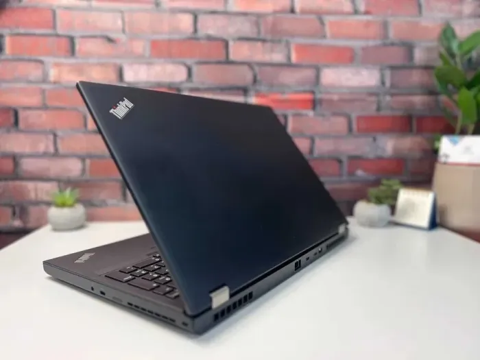 Мобільна робоча станція Lenovo ThinkPad P53 / 15.6" (1920x1080) IPS / Intel Core i7-9850H (6 (12) ядер по 2.6 - 4.6 GHz) / 64 GB DDR4 / 512 GB SSD M.2 / nVidia Quadro RTX 3000, 6 GB GDDR6, 192-bit / WebCam б/в - зображення 7