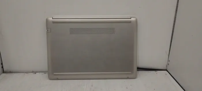 Ноутбук HP 14-ck0520sa / 14" (1920x1080) IPS / Intel Core i5-7200U (2 (4) ядра по 2.5 - 3.1 GHz) / 16 GB DDR4 / 256 GB SSD / Intel HD Graphics 620 / WebCam б/в - зображення 9