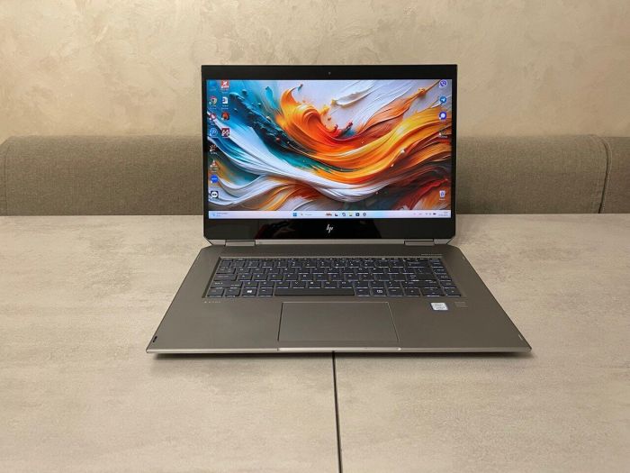 Мобільна робоча станція-трансформер HP ZBook Studio x360 G5 / 15,6" (3840x2160) IPS Touch / Intel Core i9-8950HK (6 (12) ядра по 2.9 - 4.8 GHz) / 16 GB DDR4 / 256 GB SSD M.2 / nVidia Quadro P2000, 4 GB GDDR5, 128-bit / WebCam б/в - зображення 2