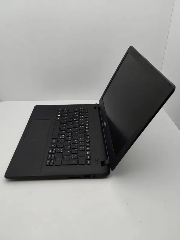 Ноутбук Acer E1-311 / 14" (1366x768) TN / Intel Celeron N2940 (4 ядра по 1.83 - 2.25 GHz) / 4 GB DDR3 / 500 GB HDD / Intel HD Graphics / WebCam б/в - зображення 6