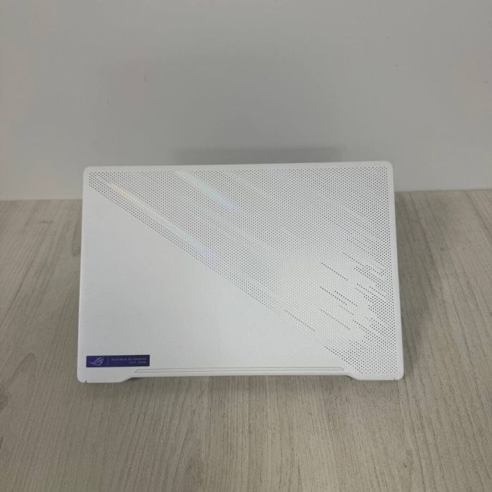 Ігровий ультрабук Asus ROG Zephyrus G14 GA401QM / 14" (1920x1080) IPS / AMD Ryzen 9 5900HS (8 (16) ядер по 3.0 - 4.6 GHz) / 16 GB DDR4 / 512 GB SSD / nVidia GeForce RTX 3060, 6 GB GDDR6, 192-bit б/в - изображение 7