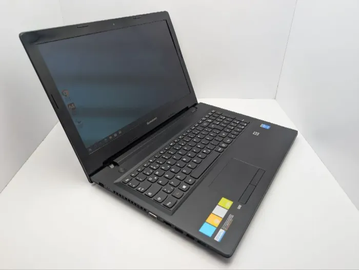 Ноутбук Lenovo G50-70 / 15.6" (1366x768) TN / Intel Core i5-4258U (2 (4) ядра по 2.4 - 2.9 GHz) / 8 GB DDR3 / 240 GB SSD / Intel Iris Graphics 5100 / WebCam / DVD-ROM б/в - зображення 7