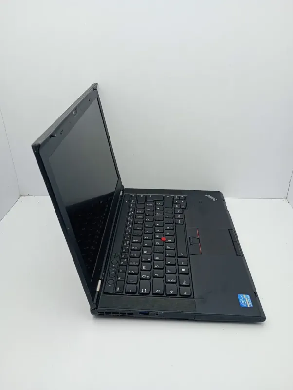 Ноутбук Lenovo ThinkPad T430 / 14" (1600x900) TN / Intel Core i5-3320M (2 (4) ядра по 2.6 - 3.3 GHz) / 6 GB DDR3 / 750 GB HDD / nVidia NVS 5200M, 1 GB GDDR5, 64-bit / WebCam б/в - зображення 3