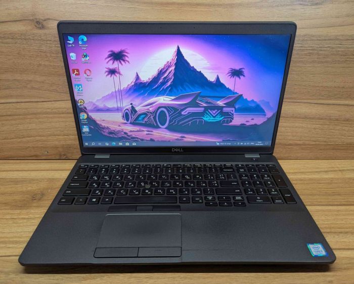 Ультрабук Б-клас Dell Latitude 5500 / 15.6" (1366x768) TN / Intel Core i5-8365U (4 (8) ядра по 1.6 - 4.1 GHz) / 8 GB DDR4 / 256 GB SSD / Intel UHD Graphics 620 / WebCam / Windows 10 б/в - зображення 2