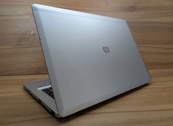 Ноутбук Б-клас HP EliteBook Folio 9480m / 14" (1600x900) TN / Intel Core i7-4600U (2 (4) ядра по 2.1 - 3.3 GHz) / 8 GB DDR3 / 240 GB SSD / Intel HD Graphics 4400 / WebCam / Fingerprint / Windows 10 б/в - зображення 7