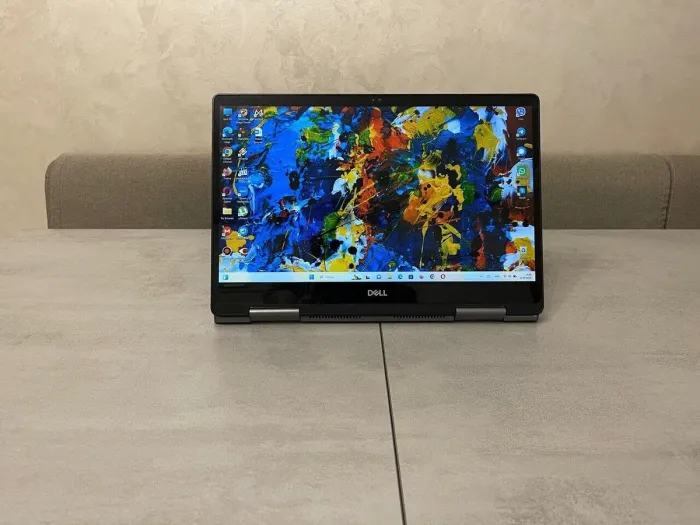 Ноутбук-трансформер Б-клас Dell Inspiron 15-7573 / 15.6" (1920x1080) IPS Touch / Intel Core i5-8250U (4 (8) ядер по 1.6 - 3.4 GHz) / 16 GB DDR4 / 256 GB SSD / Intel UHD Graphics 620 / WebCam б/в - зображення 2