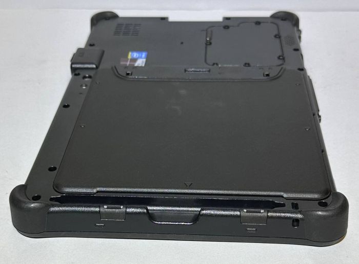 Захищений планшет Getac F110 G3 / 11,6" (1366x768) IPS Touch / Intel Core i5-5200U (2 (4) ядра по 2,2 - 2,7 ГГц) / 8 ГБ DDR4 / 256 ГБ SSD / Intel HD Graphics 520 / WebCam б/в - зображення 5