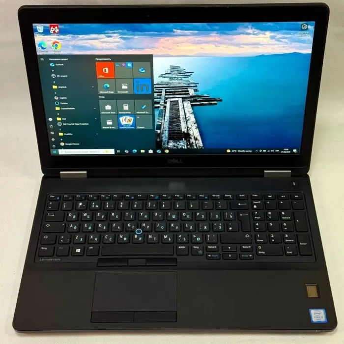 Ноутбук Б-клас Dell Latitude E5570 / 15.6" (1920x1080) IPS / Intel Core i5-6300U (2 (4) ядра по 2.4 GHz) / 16 GB DDR4 / 128 GB SSD / Intel HD Graphics 520 / WebCam / Windows 10 Pro б/в - зображення 3