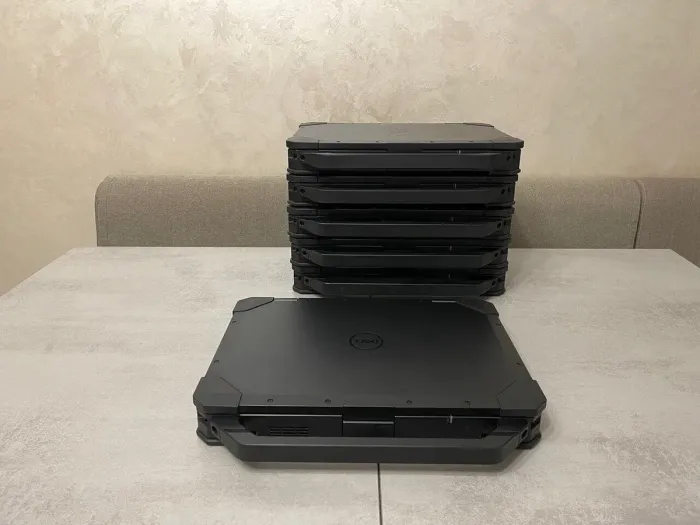 Захищений ноутбук Dell Latitude 5424 Rugged / 14" (1920x1080) IPS Touch / Intel Core i5-8350U (4 (8) ядра по 1.7 - 3.6 GHz) / 16 GB DDR4 / 256 GB SSD M.2 / Intel UHD Graphics 620 / WebCam / Fingerprint / Стилус б/в - зображення 8