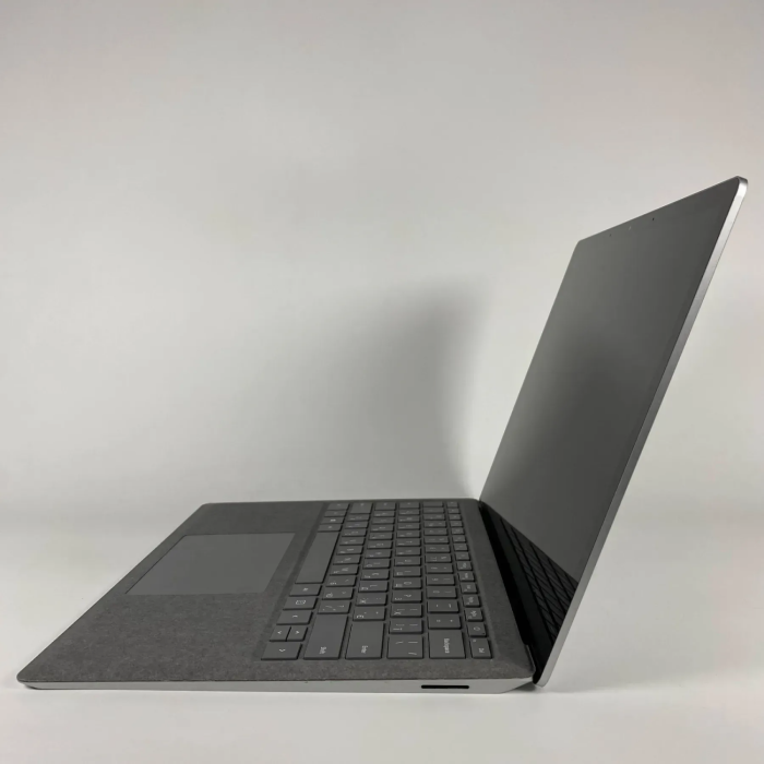 Ультрабук Microsoft Surface Laptop 3 / 13.5" (2256x1504) IPS Touch / Intel Core i5-1035G7 (4 (8) ядра по 1.2 - 3.7 GHz) / 8 GB DDR4 / 256 GB SSD / Intel Iris Plus Graphics / WebCam б/в - зображення 5