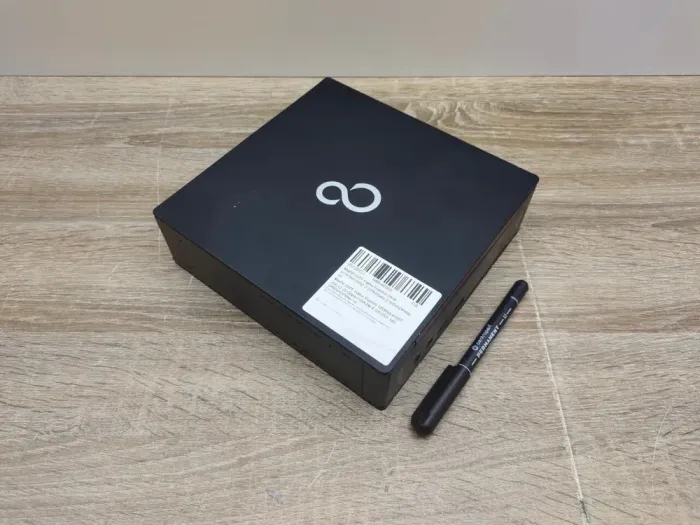 Неттоп Fujitsu Esprimo Q556 USFF / Intel Core i3-6100T (2 (4) ядра по 3.2 GHz) / 8 GB DDR4 / 240 GB SSD / Intel HD Graphics 530 б/в - зображення 5