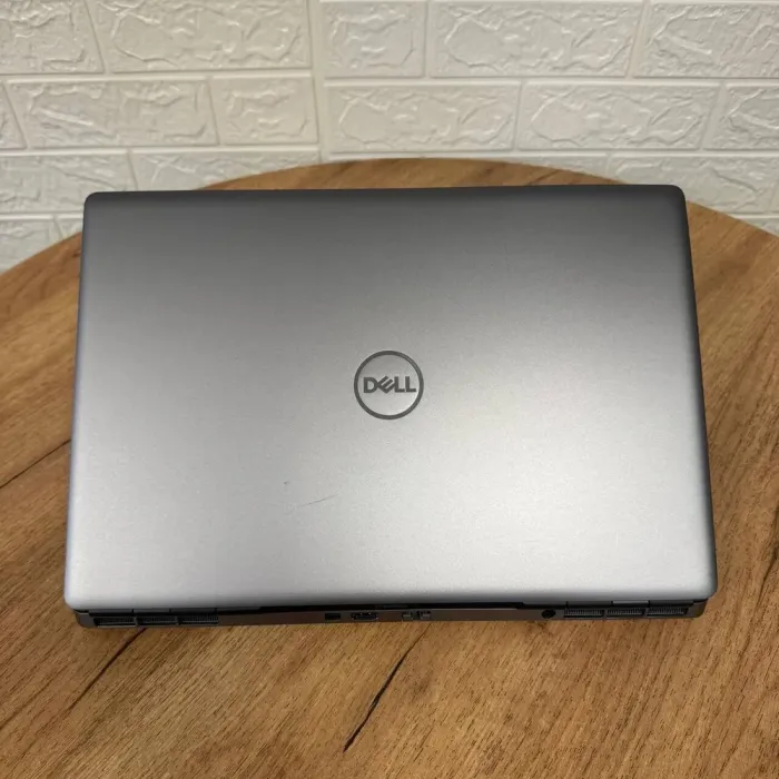 Мобільна робоча станція Б-клас Dell Precision 7560 / 15.6" (1920x1080) IPS / Intel Core i9-11950H (8 (16) ядер по 2.6 - 5.0 GHz) / 64 GB DDR4 / 512 GB SSD / nVidia RTX A5000, 16 GB GDDR6, 256-bit / WebCam б/в - зображення 3