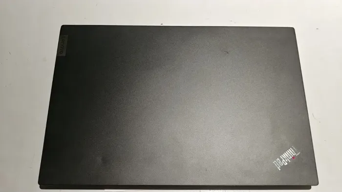 Ультрабук Б-клас Lenovo ThinkPad E15 Gen 3 / 15.6" (1920x1080) IPS / AMD Ryzen 7 5700U (8 (16) ядер по 1.8 - 4.3 GHz) / 16 GB DDR4 / 512 GB SSD / AMD Radeon Graphics / WebCam / Windows 11 б/в - зображення 10