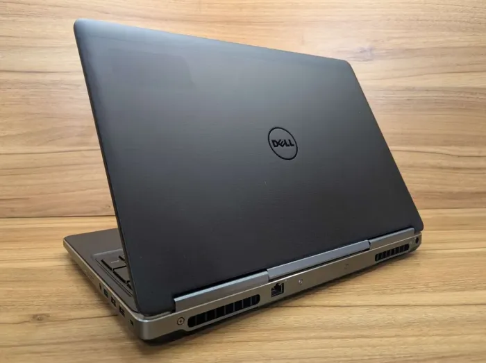 Ноутбук робоча станція Dell Precision 7520 / 15.6" (1920x1080) IPS / Intel Core i7-6820HQ (4 (8) ядра по 2.7 - 3.6 GHz) / 16 GB DDR4 / 256 GB SSD + 500 GB HDD / nVidia Quadro M2200, 4 GB GDDR5, 128-bit / WebCam / Windows 10 б/в - зображення 6